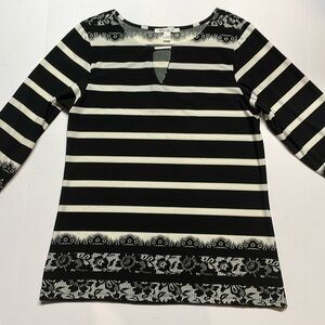 Maria Gabrielle woman’s black/white striped blouse Sz M